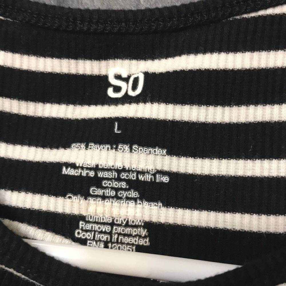 Shirt - Picture 4 of 4